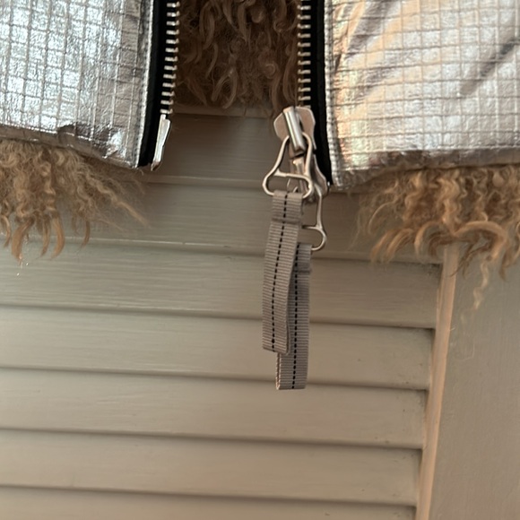 DRASTICALLY REDUCED - Diesel W-Efia Fur/Foil Vest - Picture 5 of 10